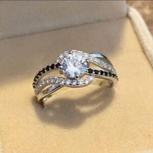 Kay Jewelers Black And Clear Stone Sterling Silver 925 Ring